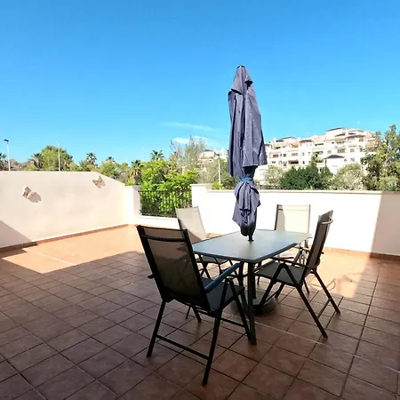 1245 Ramblas بيت للعطل